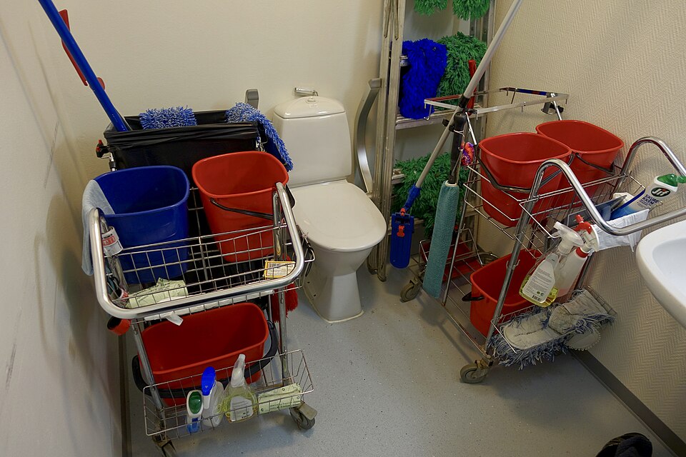 Industries We Insure Janitorial and Cleaning workers compensation insurance