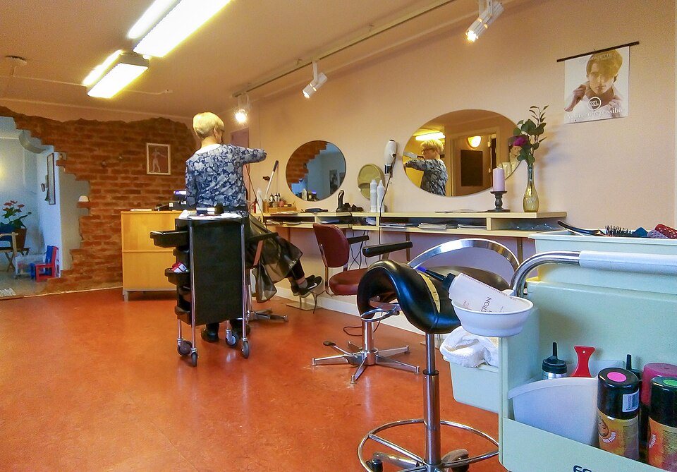 Industries We Insure Salons and Spas workers compensation insurance